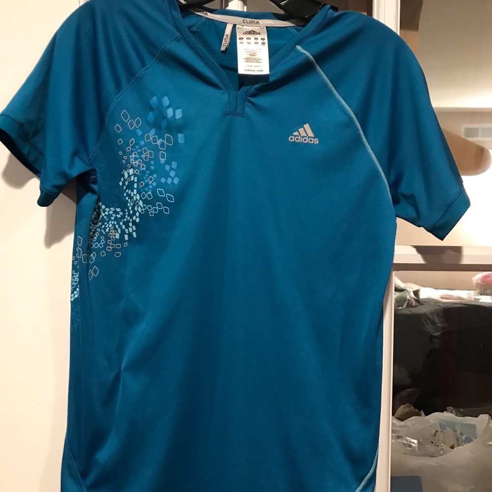 Adidas top